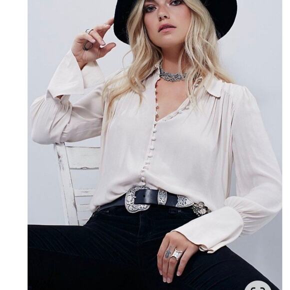 Free People Tops - Free People Revolve Modern Muse Romantic Button Blouse Petal XS Boho Ethereal